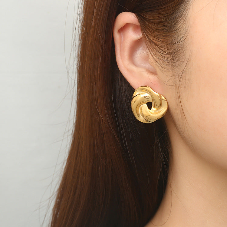 Why Stainless Steel Resists Greening?