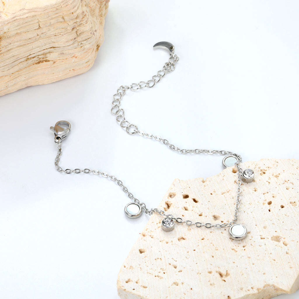 5.9mm three round white shells + 4mm two cylindrical with white diamonds accessories 18 + 5cm end chain + 4.6 * 7.4 crescent tail plate bracelet steel color