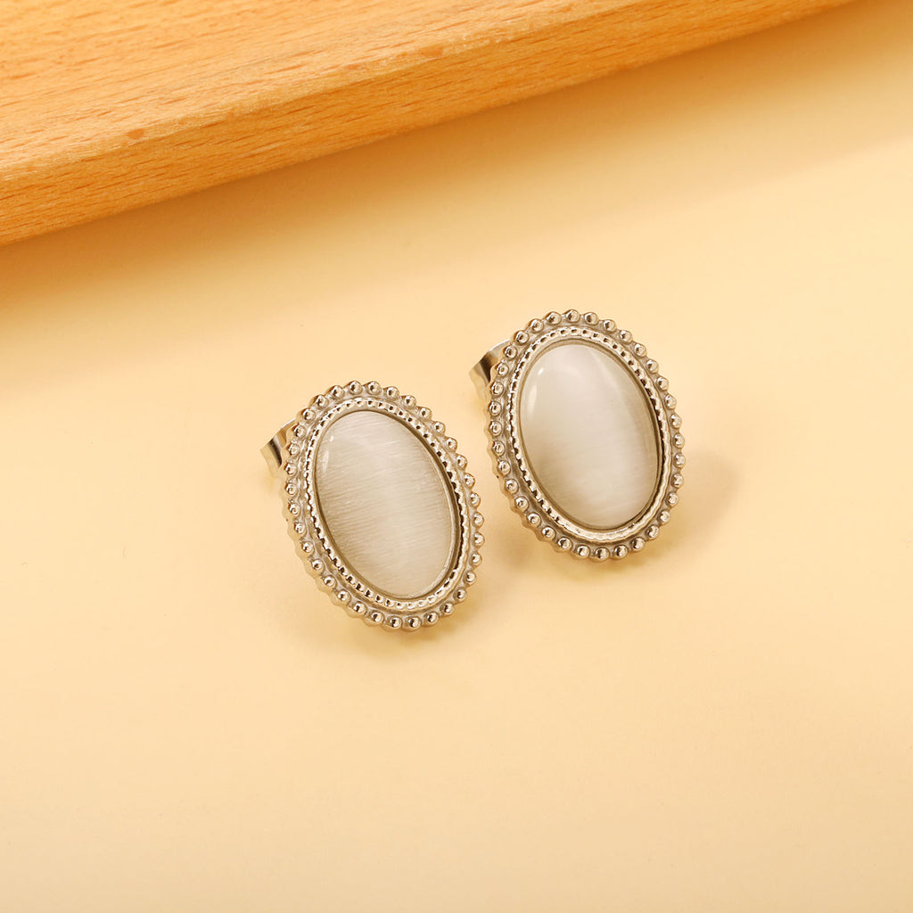 Lace Oval with White / Black / Red / Green Cat's Eye Earrings 15.2*19.2mm