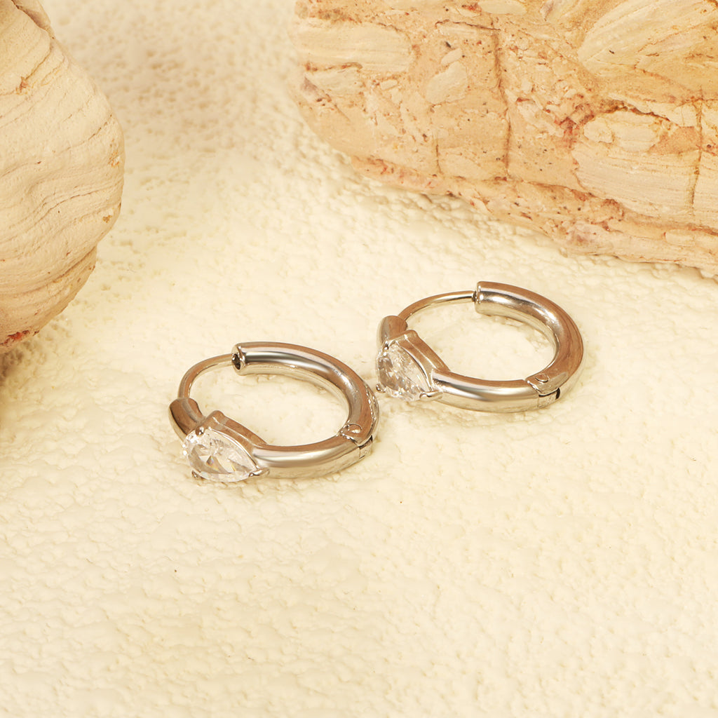 4.8*6.4-6.8mm teardrop shaped three claw white zirconium earrings 2.2-2.5*inner diameter 10-11mm steel color/golden color