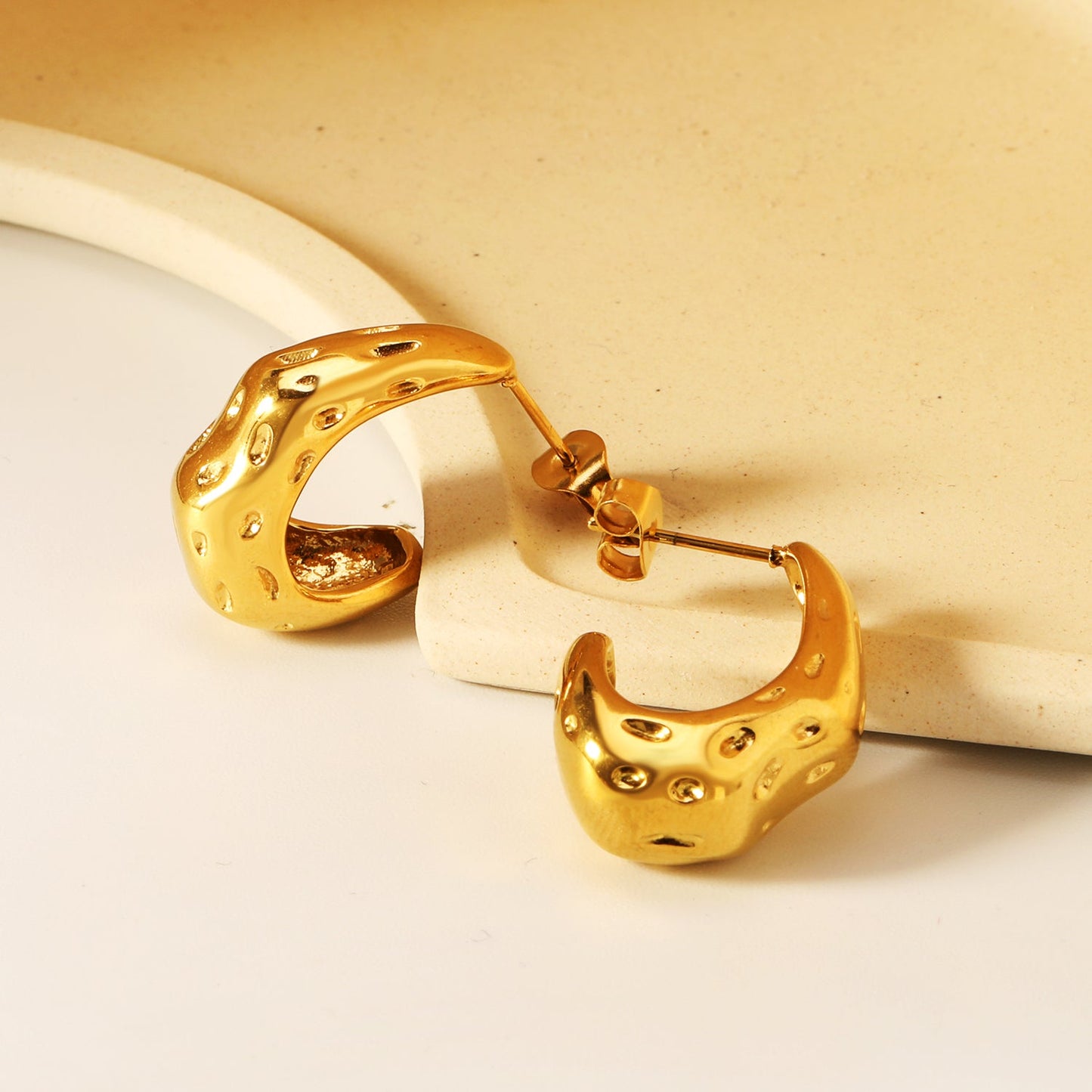 C-Shape Bumpy Earrings Goldtone asonjewelry