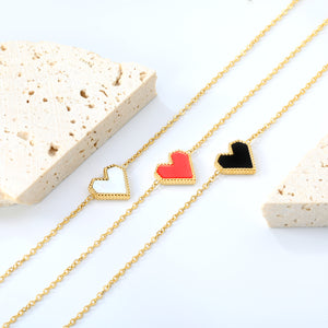 11.2*10.3mm heart shape with white shell/black acrylic/red acrylic fittings 0.35 cross chain*18+3cm+6mm round plaque Bracelet gold color