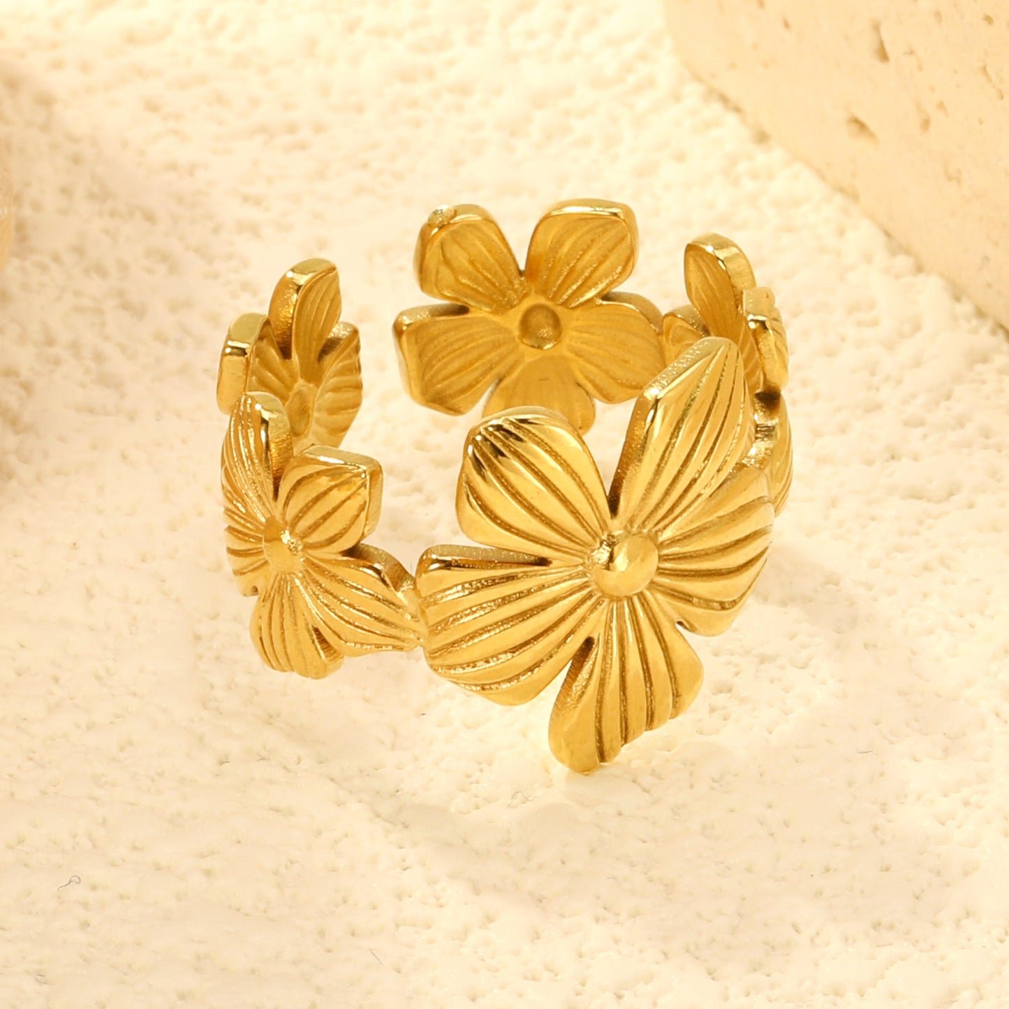 18K Gold - Plated Flower - Embossed Ring asonjewelry