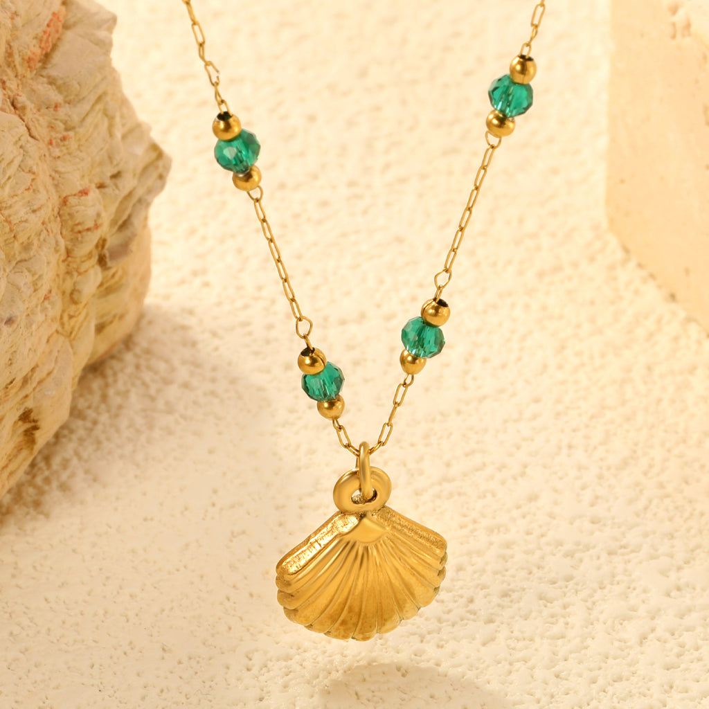 12.7*16.1mm Shell Pendant Green Beads 3.2mm+Golden Beads 2mm+0.3 Elongated Chain 40+5cm+6mm Round Plaque Necklace Gold Color