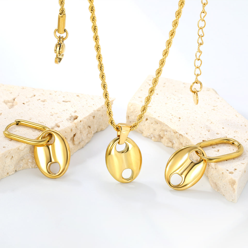 Pig nose set Golden oval wire ear clips: wire 2 * 12 * 17mm Earrings: 13 * 17mm Pendant: 13 * 17mm 2.0 twist chain * 40 + 5cm + 6mm round plate