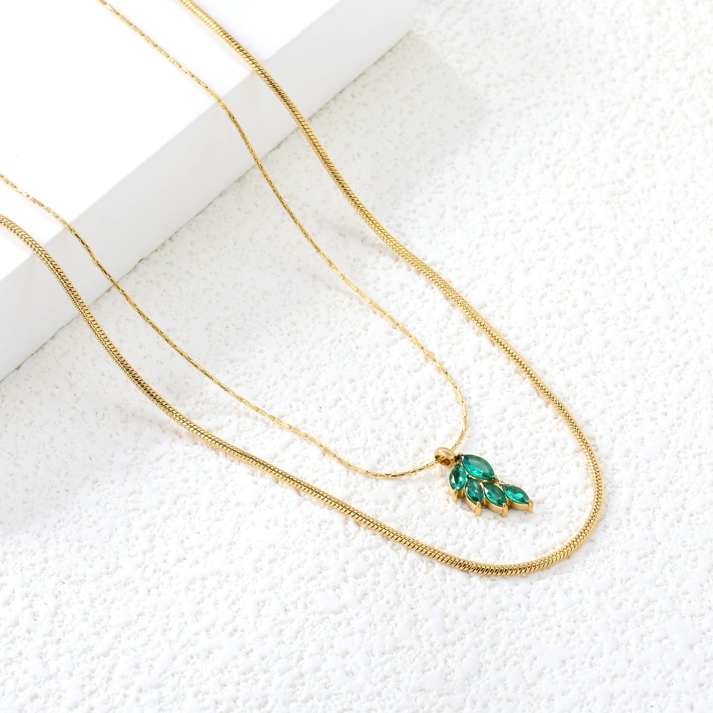 6.4*11mm Leaf with Green Zirconium Pendant 1.2 Round Snake*45cm0.6 Cross Hammered Round Chain*40cm+5cm+6mm Round Plaque Double Chain Necklace Gold asonjewelry