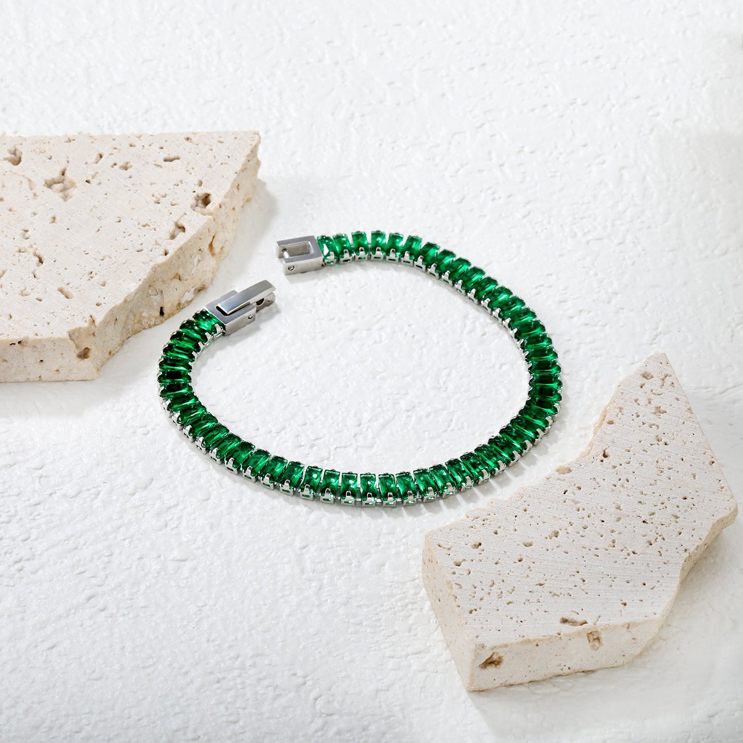 5.6 x 2.5mm rectangular green diamond clasp bracelet 18cm Steel/Gold asonjewelry