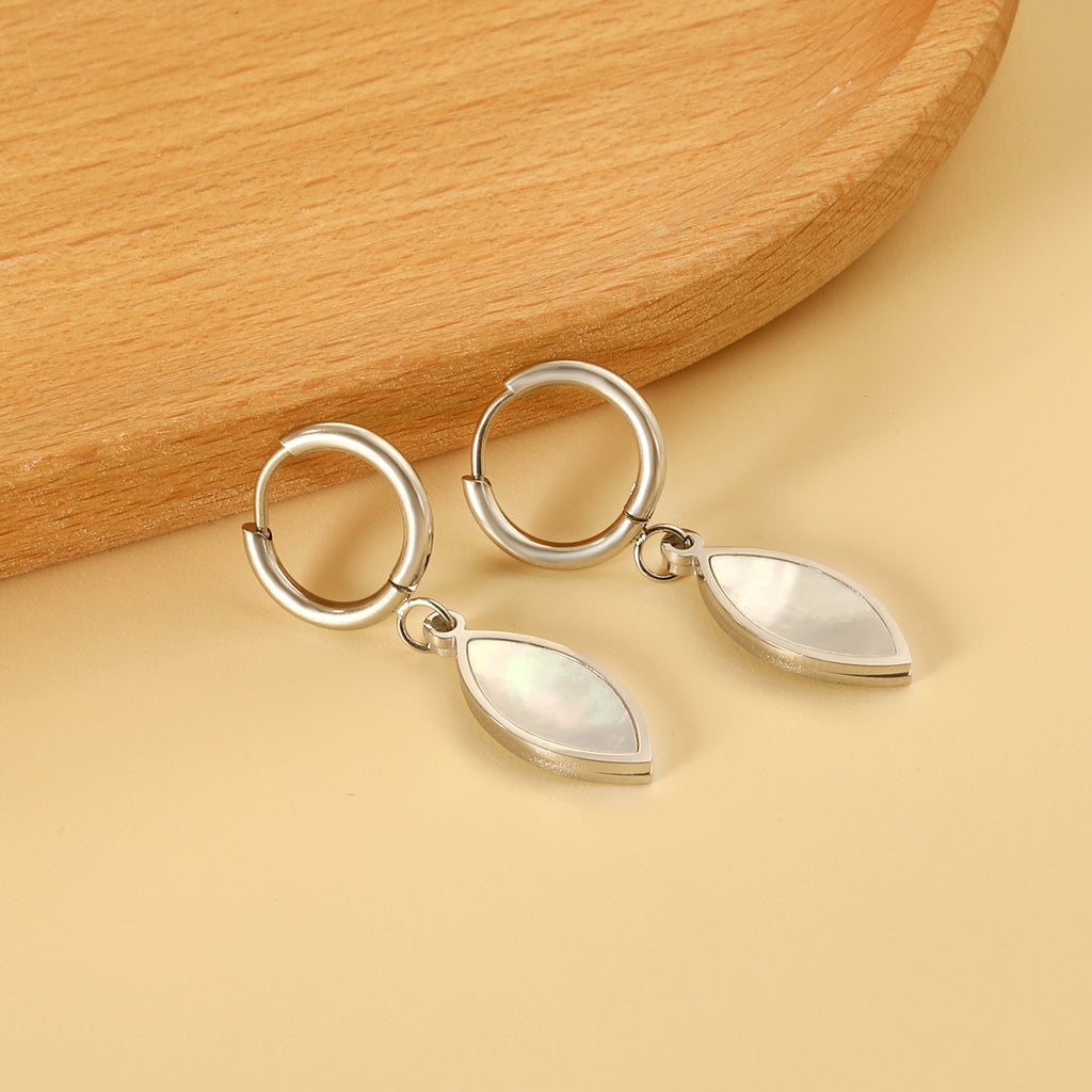 2024 New Year Fashionable Leaf-shaped White Shell Earrings