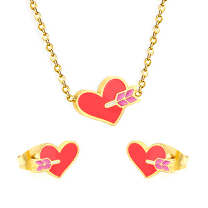 Center Arrow Heart Set Gold Earrings: 9.5*6.6mm Pendant: 11.7*8mm 0.3 Cross Chain 40+5cm+6mm Round Plaque