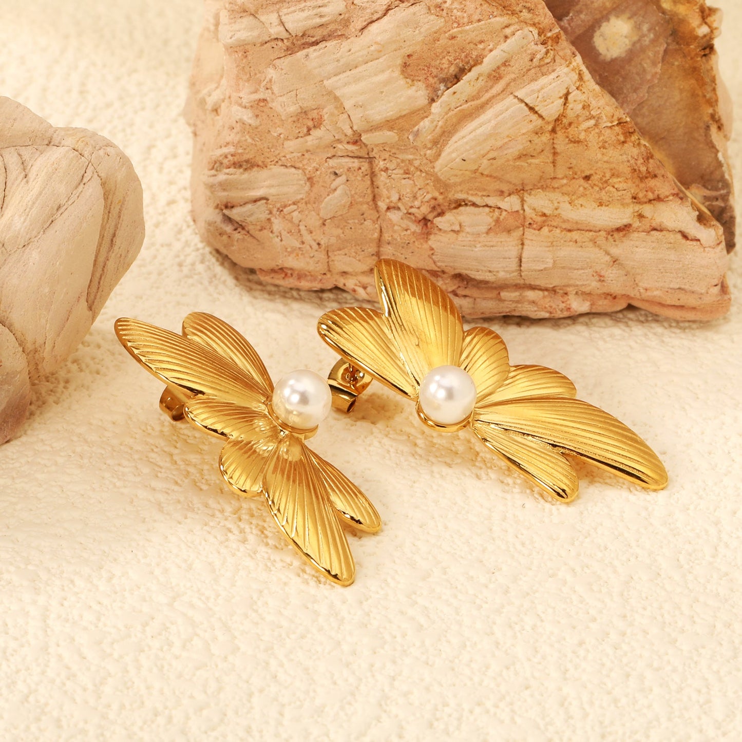 15.7*39.5mm Butterfly Wings with 1 6mm Round White Pearl Stud Earrings asonjewelry