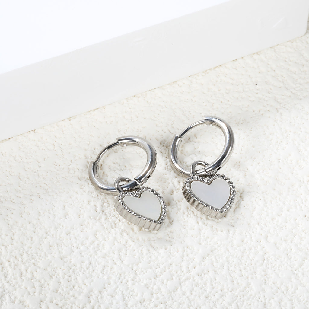 2*14.2mm Circle with Beaded Edge Heart with White Shell Earrings 10.7*10mm