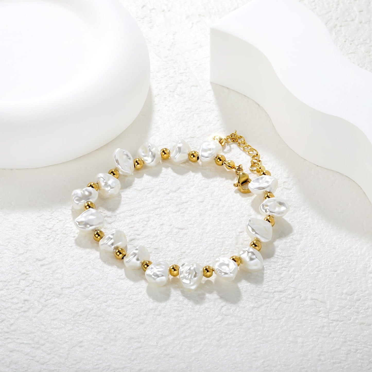 8x9mm Shell-Shaped Bracelet with 4mm Spacer Beads 18+3cm Length + Round Tag Steel Gray/Gold asonjewelry