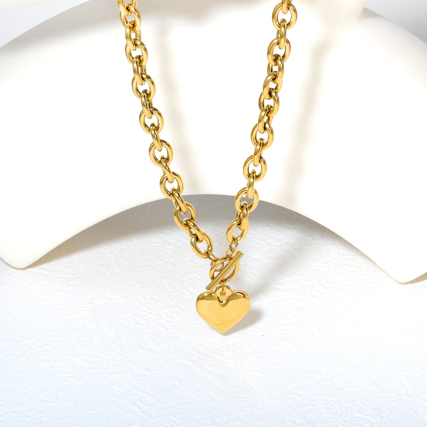 OT Oversized Chain Heart Pendant Necklace, Gold asonjewelry
