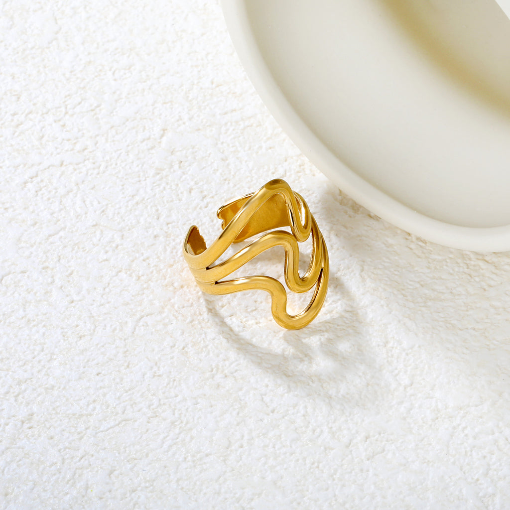 Wavy Curved Open Ring Gold 8