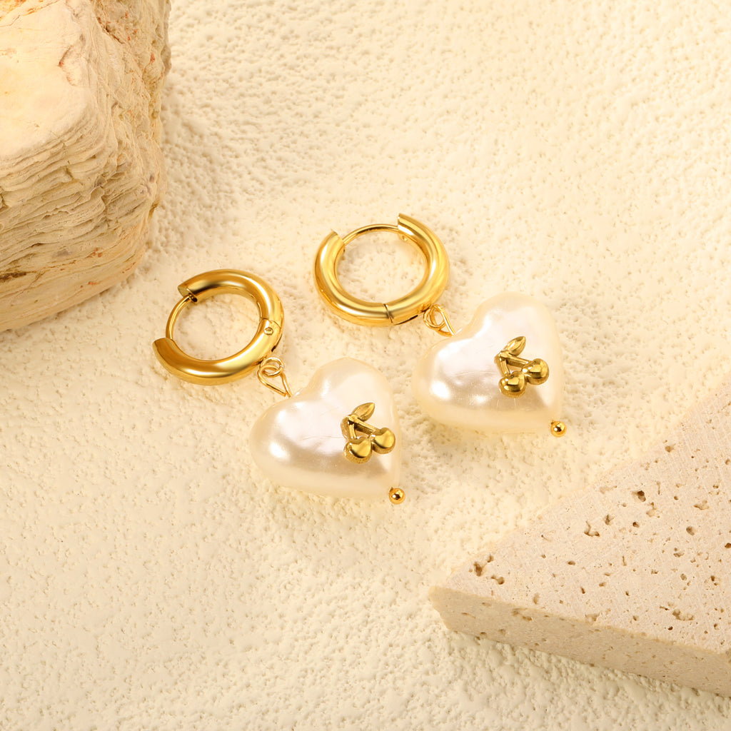 3x15mm circle with heart shaped white pearl + cherry stud earrings steel color / gold color
