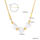 3 imitation pearls + 4 steel beads + round snake chain with round pendant Necklace in steel/gold