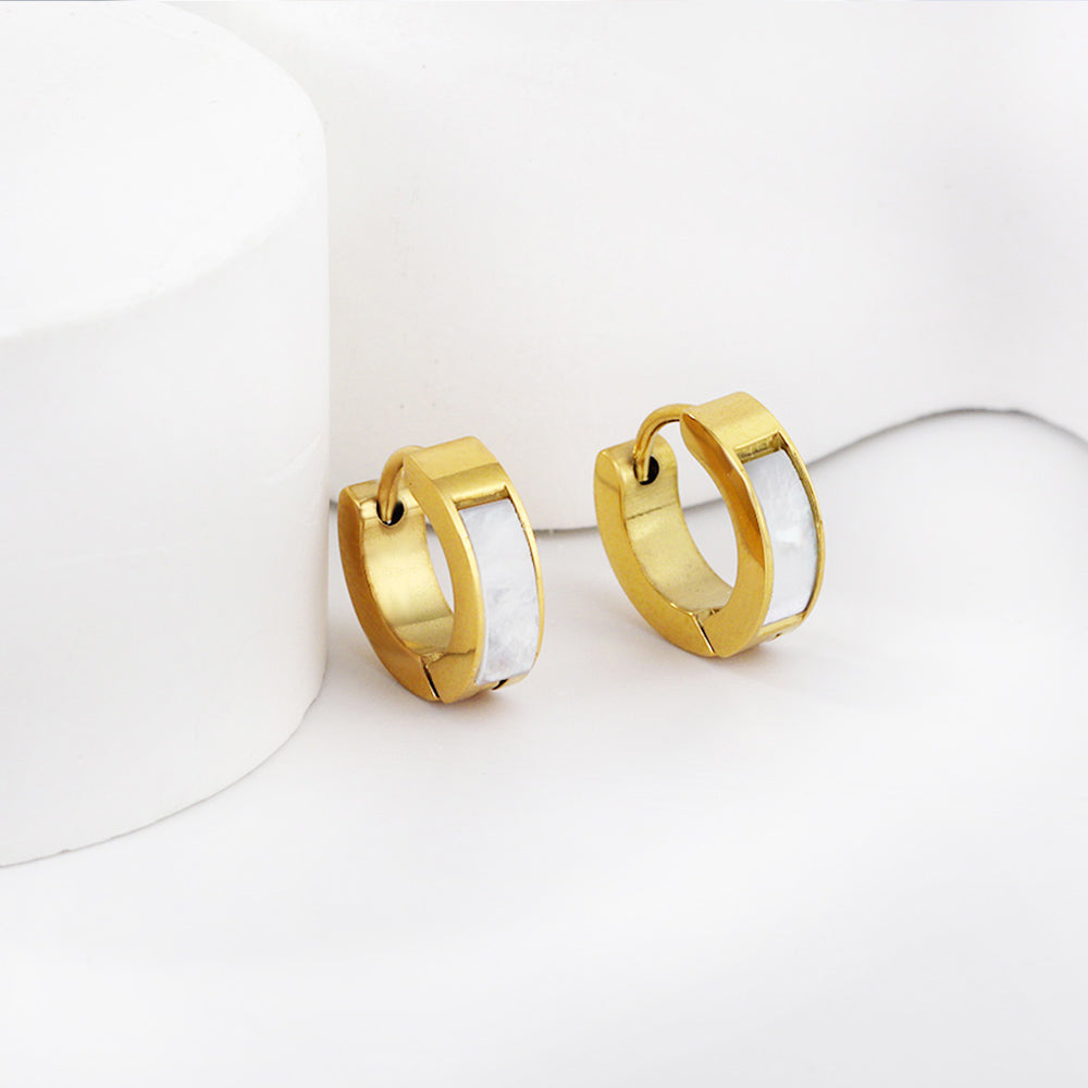 Gold round earrings with white shells 4*13.5mm asonjewelry