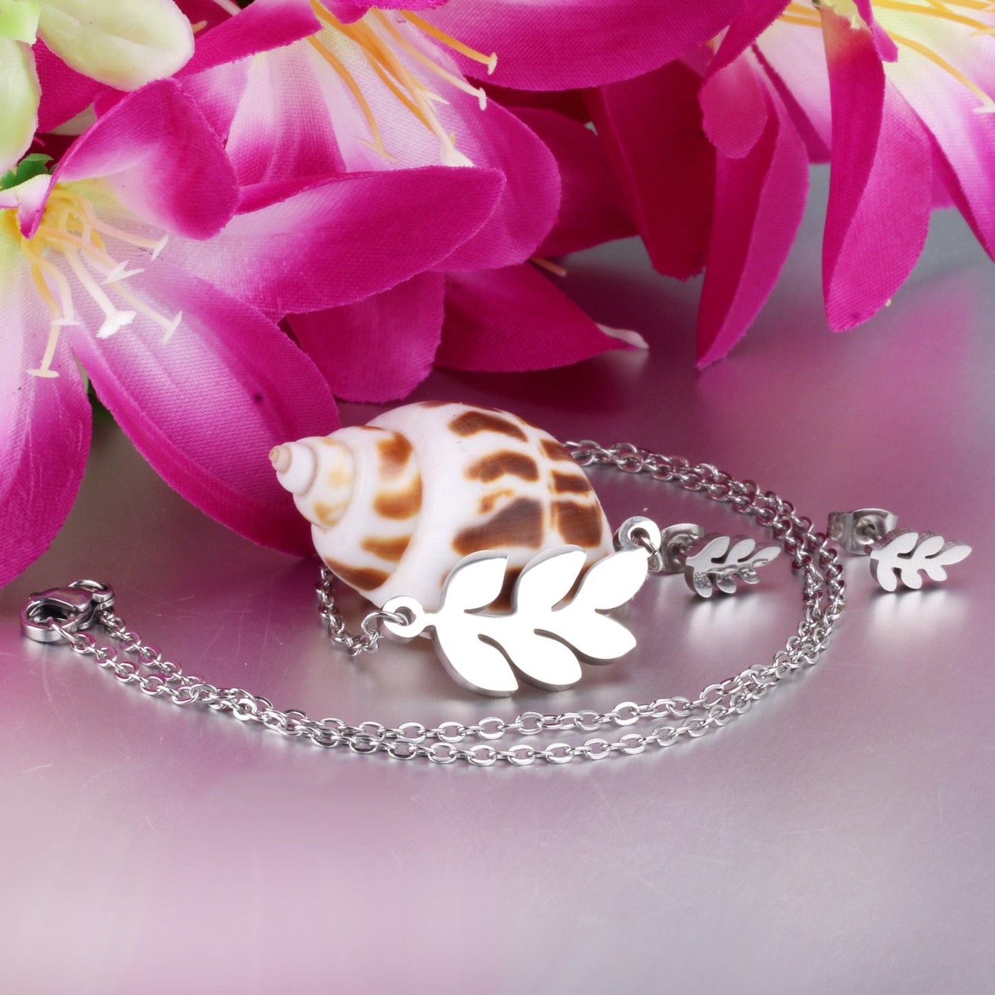 Steel/Gold Faceted Leaf Shape Jewelry Set asonjewelry