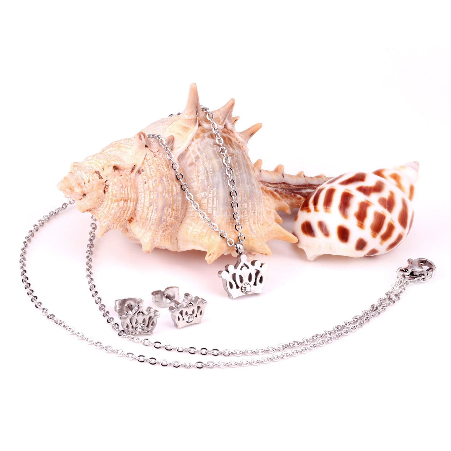 Gold/steel cut crown shape jewelry set with diamonds asonjewelry