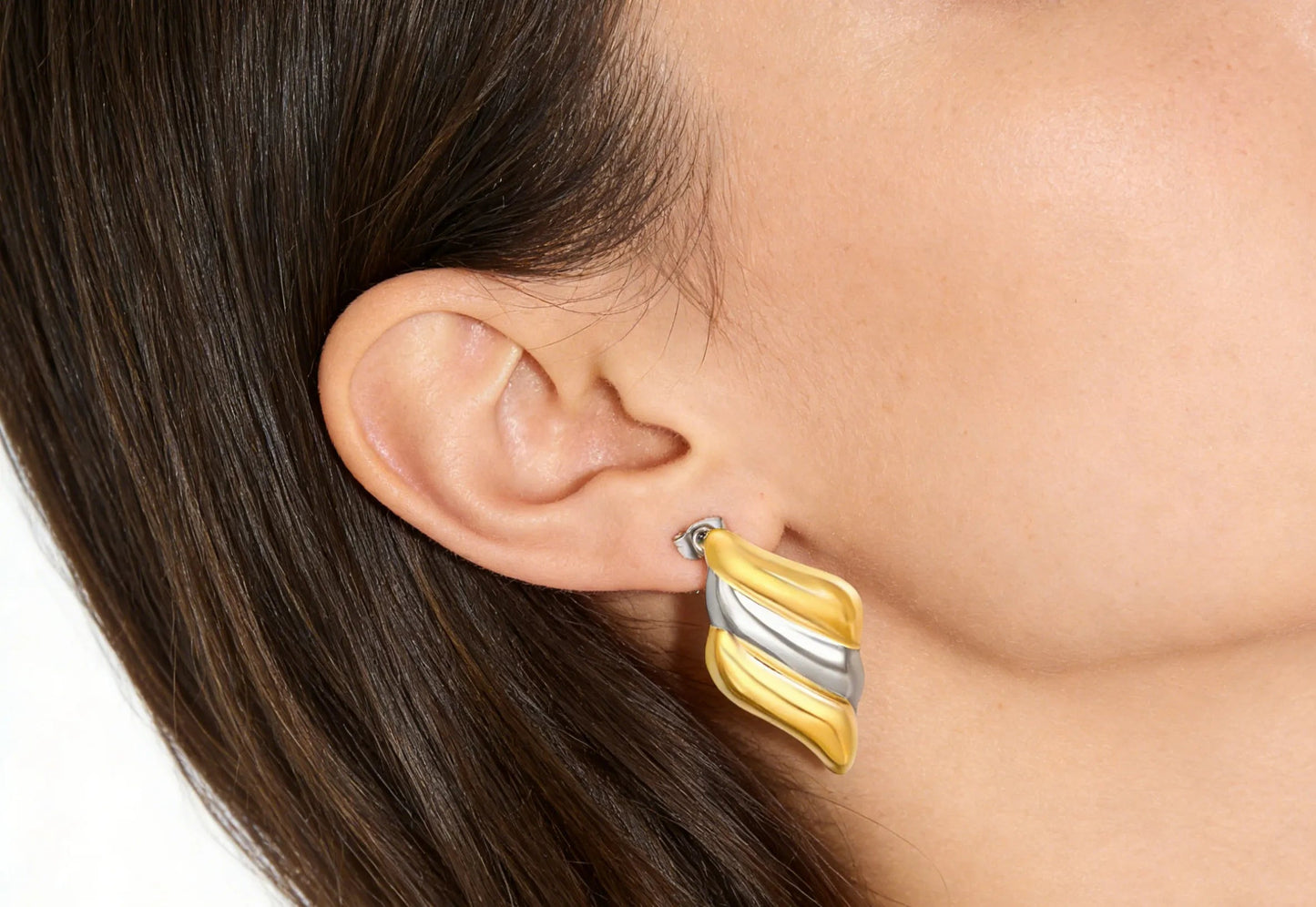 22*38mm Two-Tone Gold Diamond Shaped Earrings Minimalist Modern Three-Section Pattern Gold Plated Alloy Lightweight Everyday Wear Versatile Fashion Jewelry asonjewelry