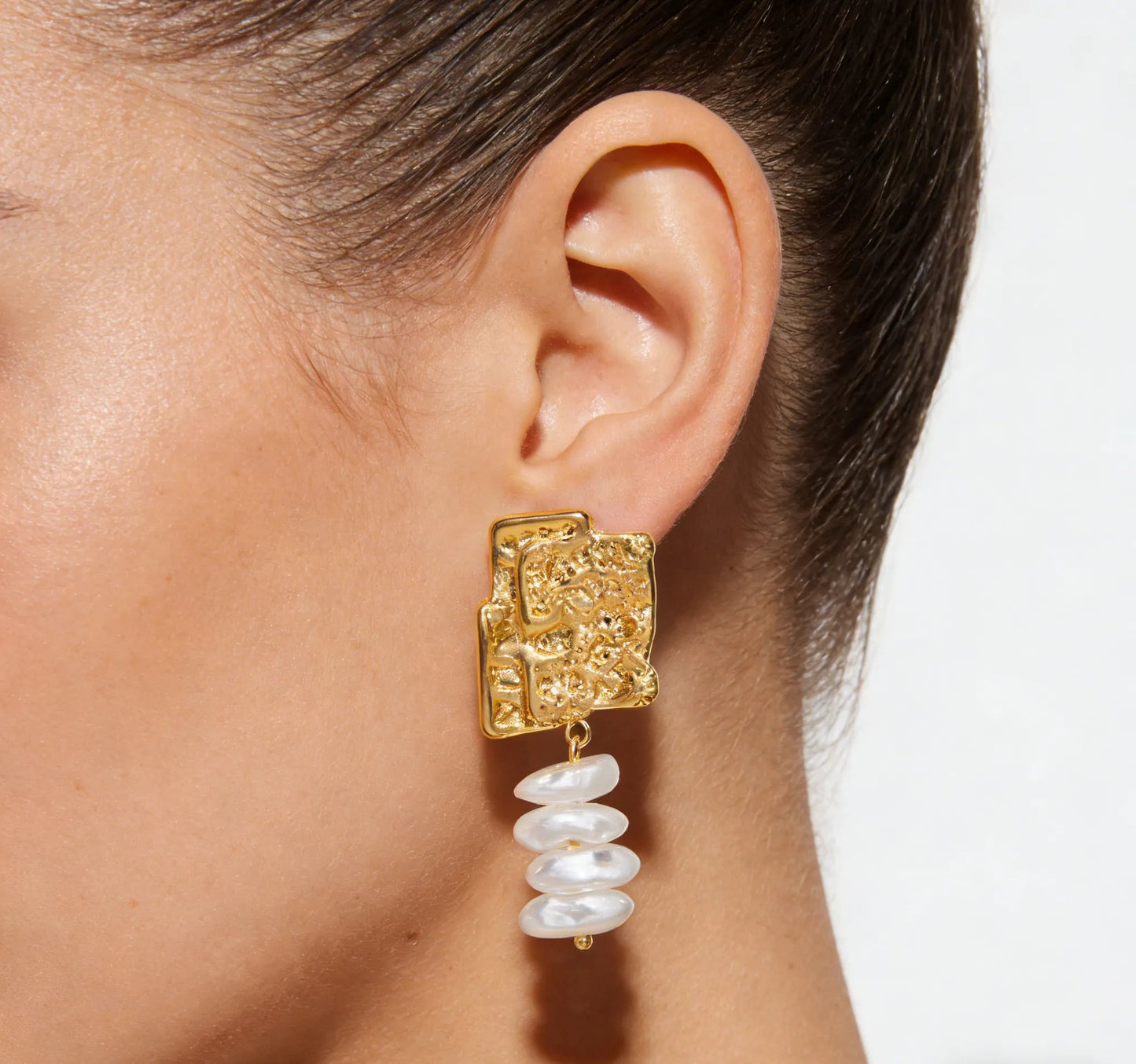 Fashion Gold Irregular Hammered Stud Earrings 23.5*27mm 4 Pcs 5*15 Imitation Pearls Daily Wear Party Jewelry asonjewelry