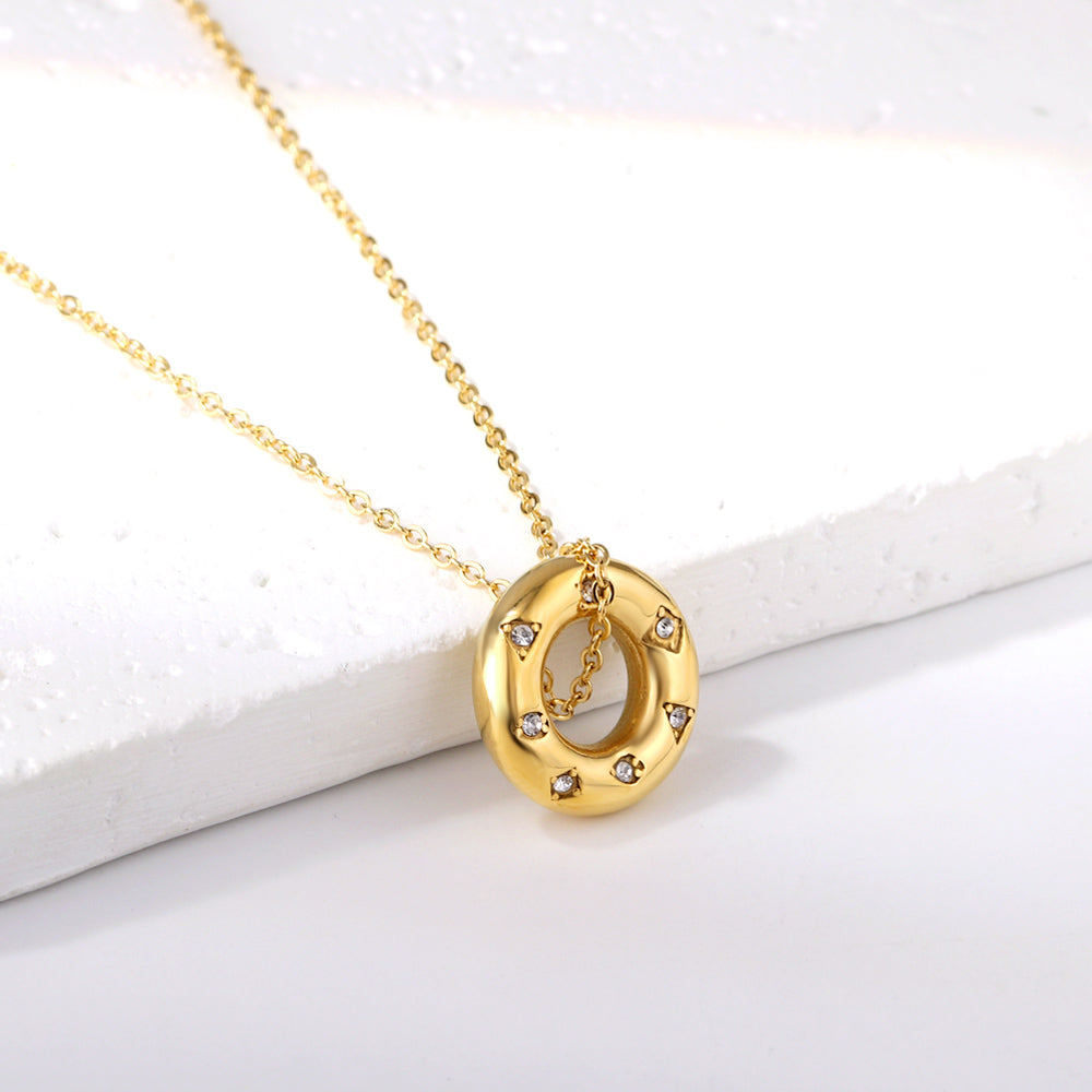 Circle pendant with zirconia asonjewelry