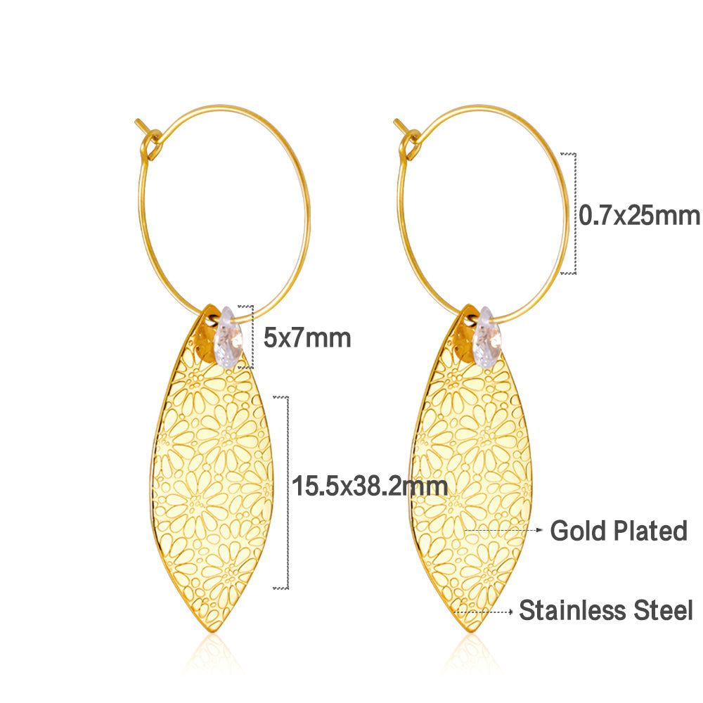 2022 Fashion Leaf Shape With Diamond Earrings