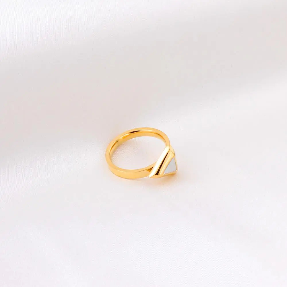 Rings Sets Stainless Steel Triangle Shell Single Rings Women Accessoiries Gold Color Engagement Rings Wholesale asonjewelry