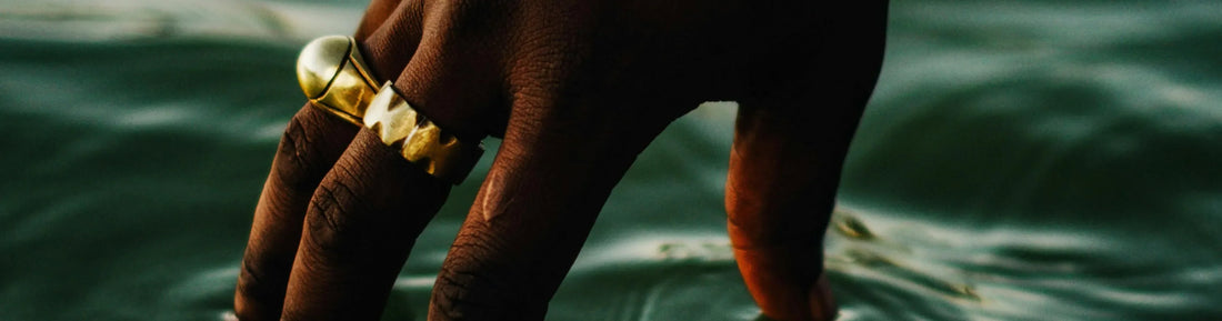 Is-Stainless-Steel-Jewelry-Waterproof Asonjewelry