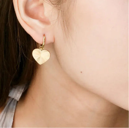 2.0*10mm Stud Earrings 16mm Engraved Heart Design asonjewelry