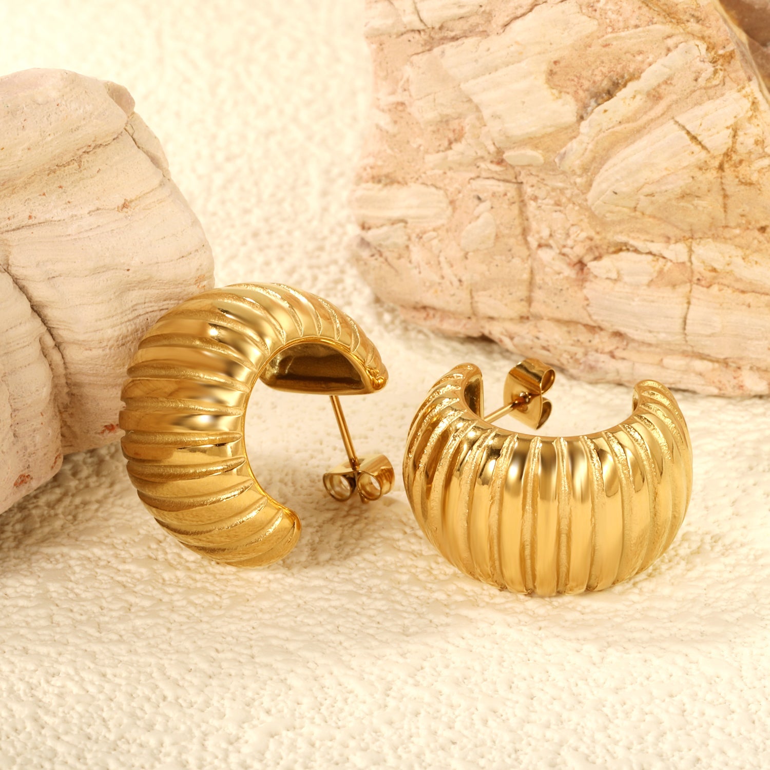 C-Shaped Horizontal Ripple Stud Earrings 14.8*25mm Gold Color asonjewelry