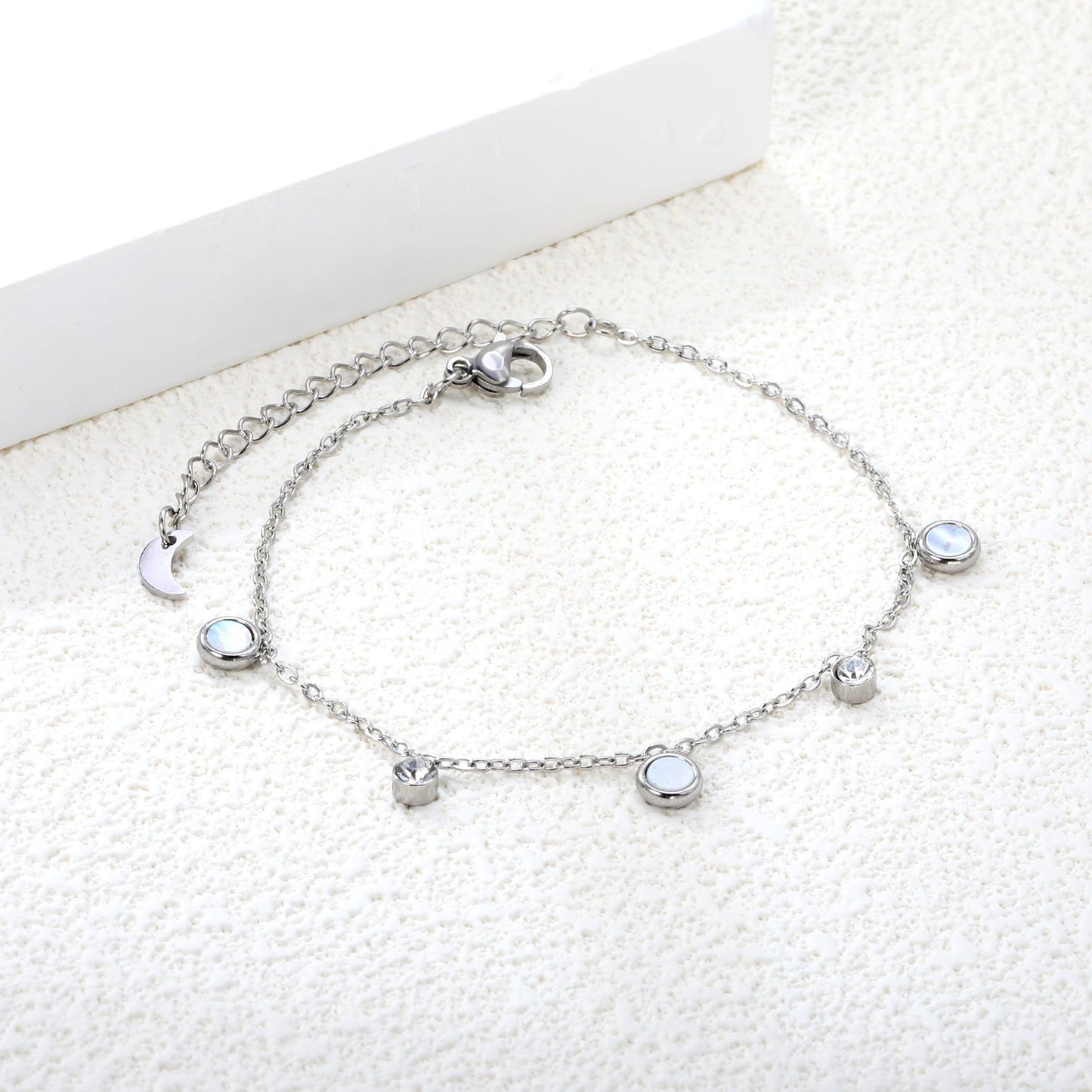 5.9mm three round white shells + 4mm two cylindrical with white diamonds accessories 18 + 5cm end chain + 4.6 * 7.4 crescent tail plate bracelet steel color asonjewelry