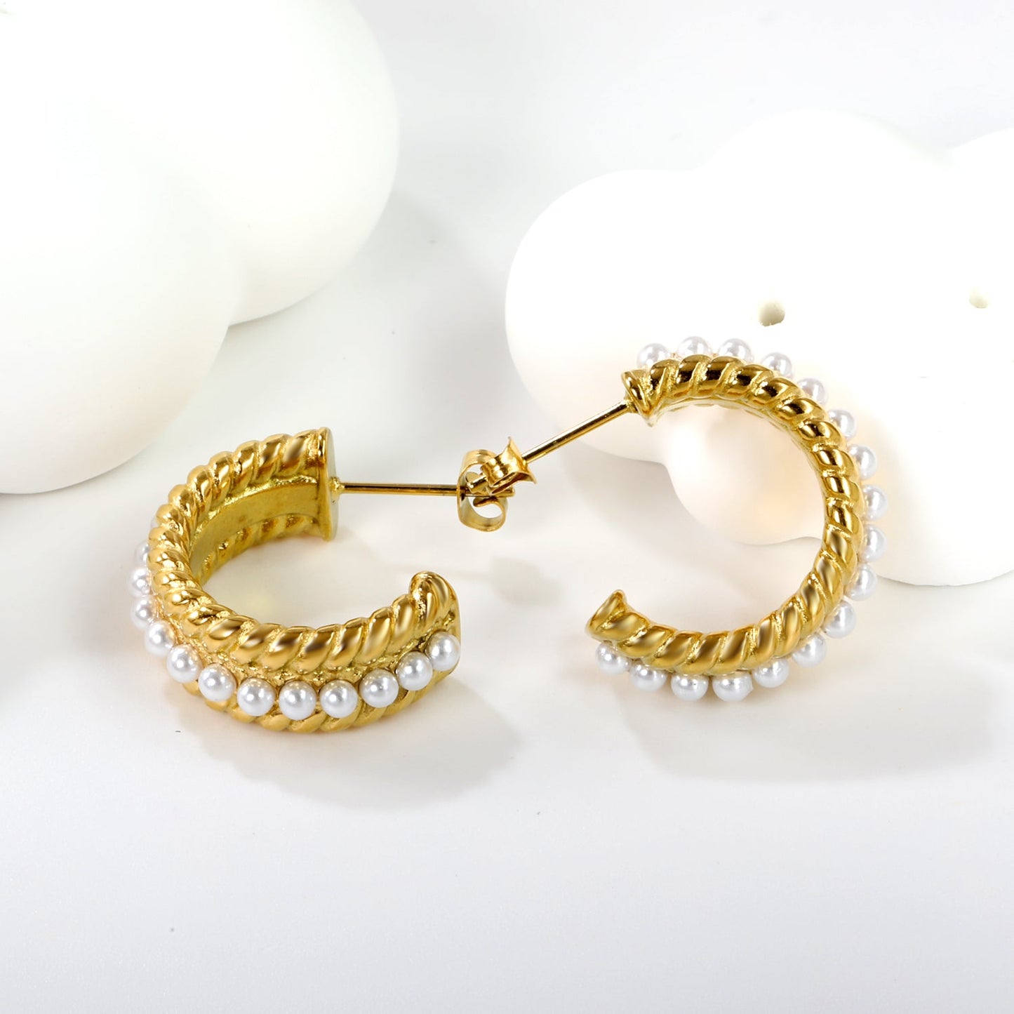 Half Round Twisted Lace Ear Clips with 17pcs 2.5mm White Pearls 8.6*20.6mm Gold Color asonjewelry
