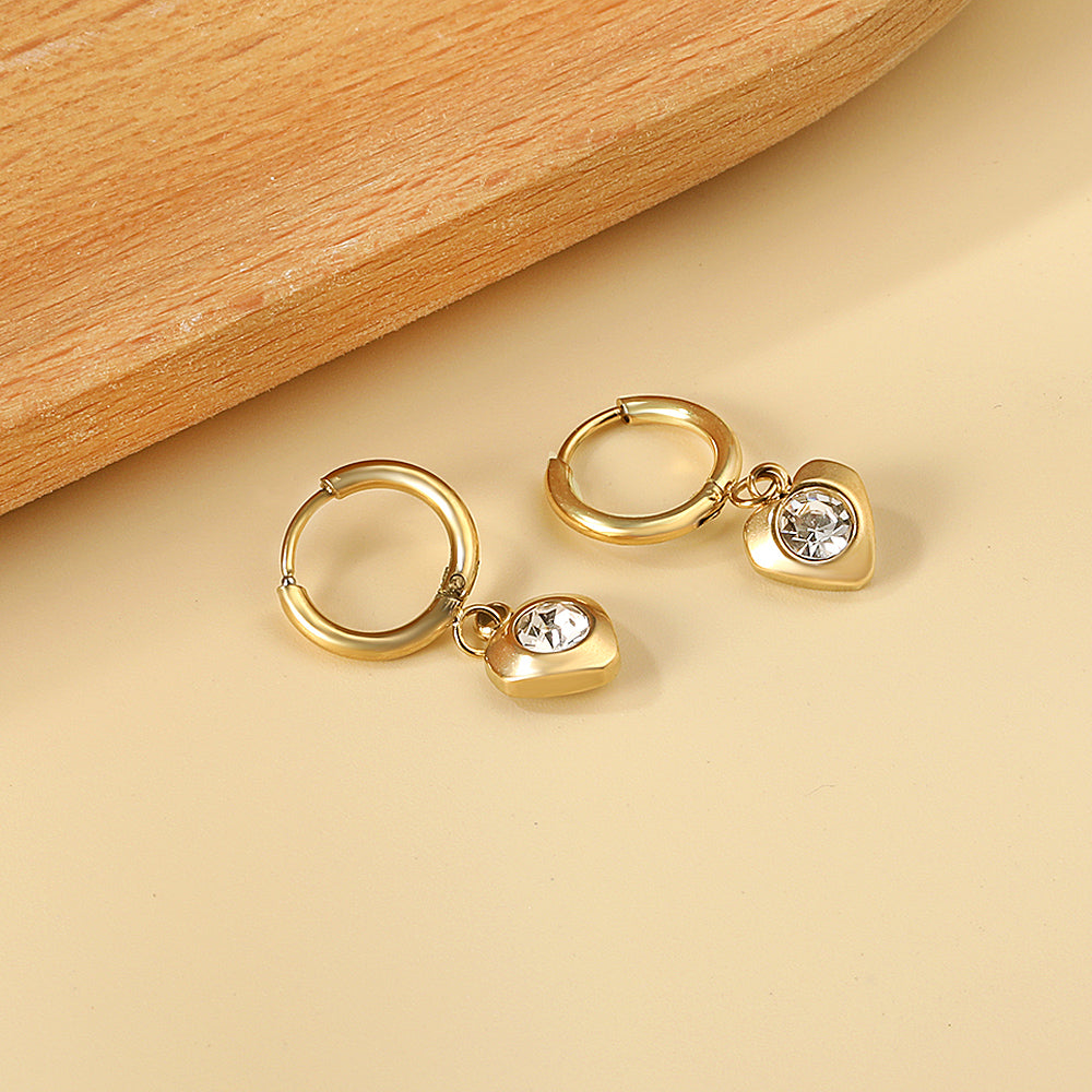1.6x11mm circle with heart-shaped white diamond stud earrings asonjewelry