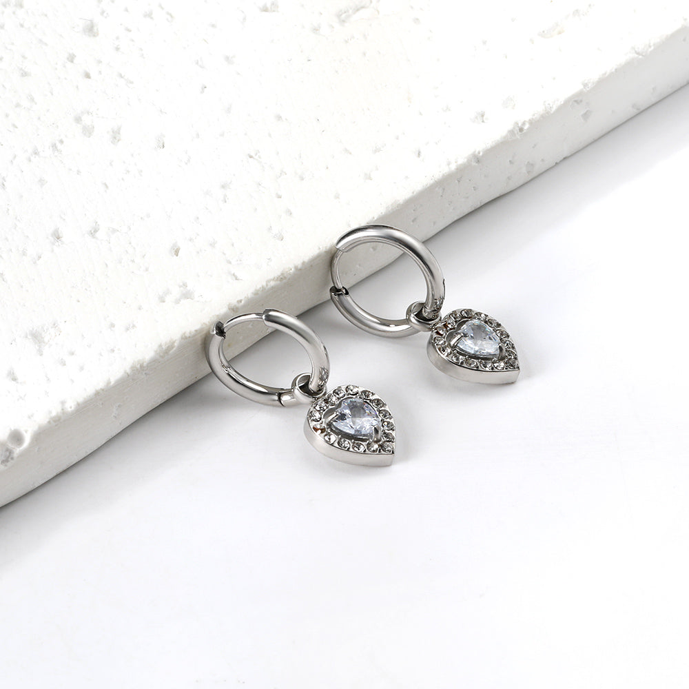 2x13mm circle with heart-shaped diamond + white diamond hoop earrings asonjewelry
