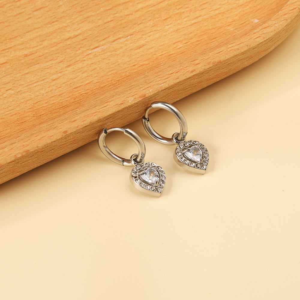 2x13mm circle with heart-shaped diamond + white diamond hoop earrings asonjewelry