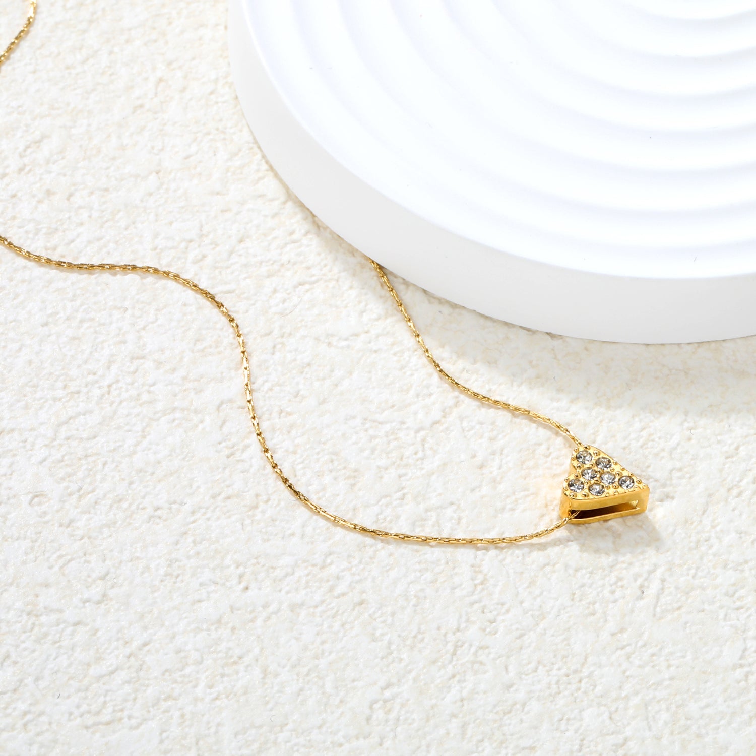 8x9mm heart-shaped hollow pendant with diamonds, 0.3mm cross hammer round chain, 40+5cm+6mm round tag necklace, gold asonjewelry