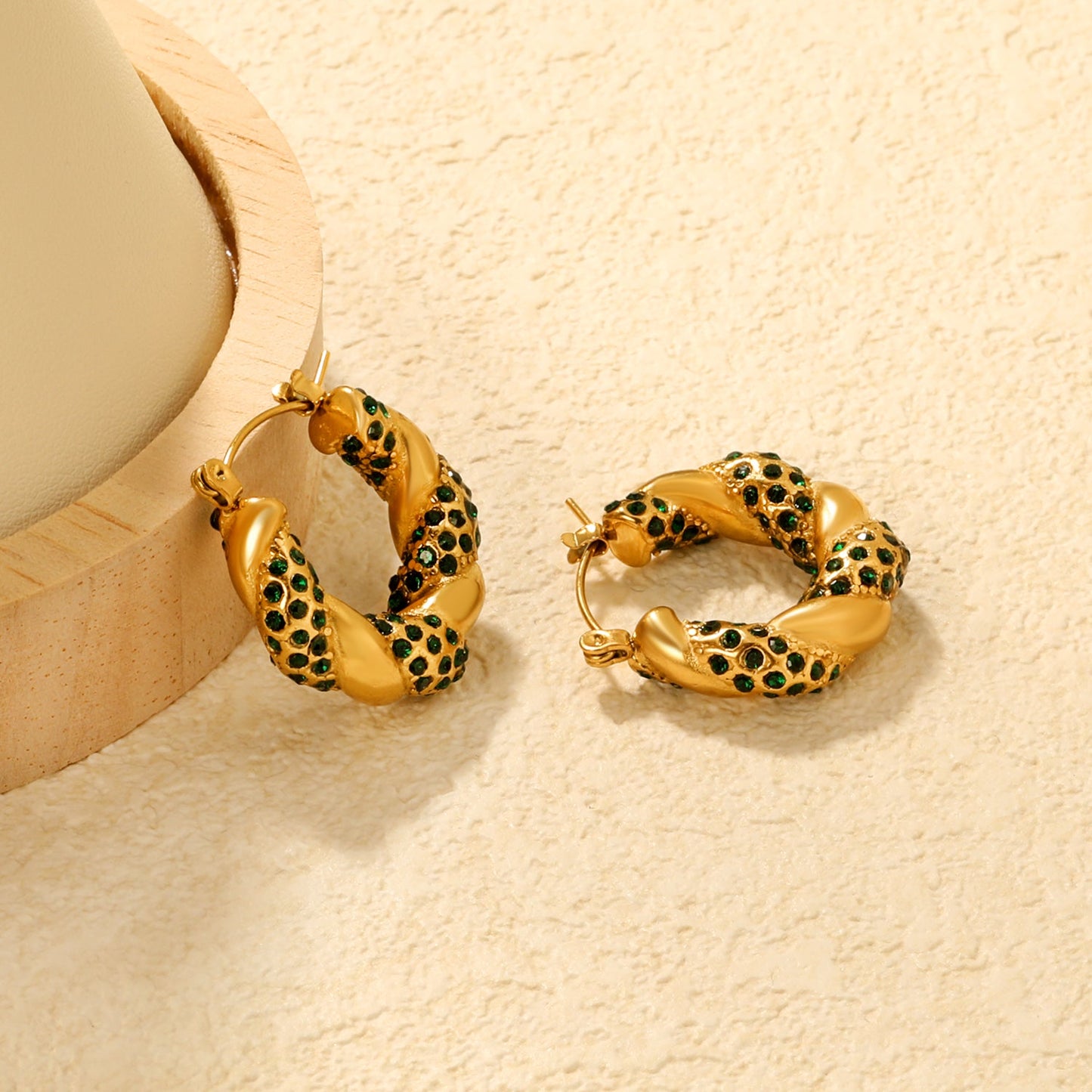 24.4*21.4mm irregular rattan U-shaped earrings with white diamonds/emerald diamonds sticking Gold color asonjewelry
