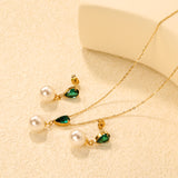 Teardrop-shaped white/pink/emerald zirconia + pearl-set gold stud earrings: Teardrop-shaped white zirconia + pearl stud earrings Pendant: Teardrop-shaped white zirconia + pearl pendant