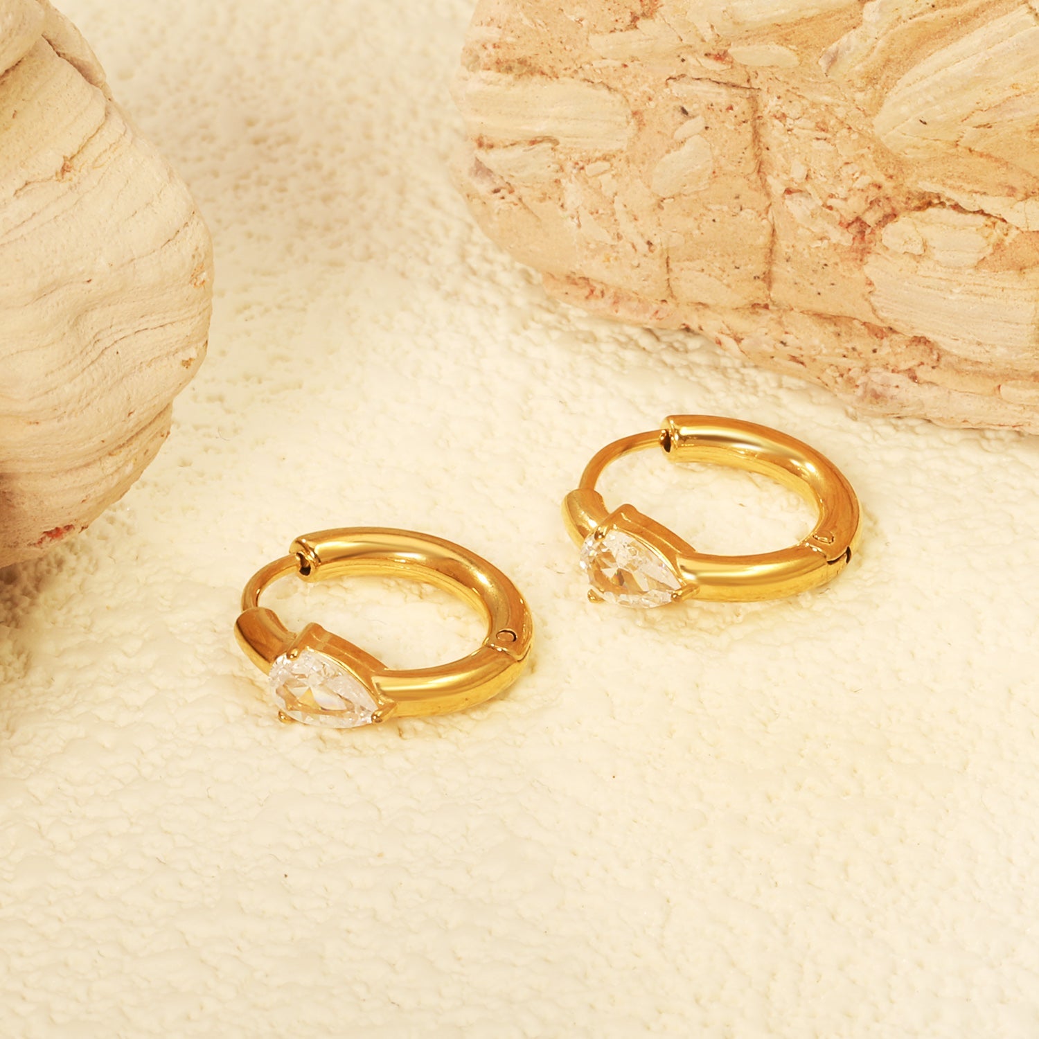 4.8*6.8mm teardrop shaped 3-prong zirconia ear clips 2.5*I.D. 11mm steel color gold color asonjewelry