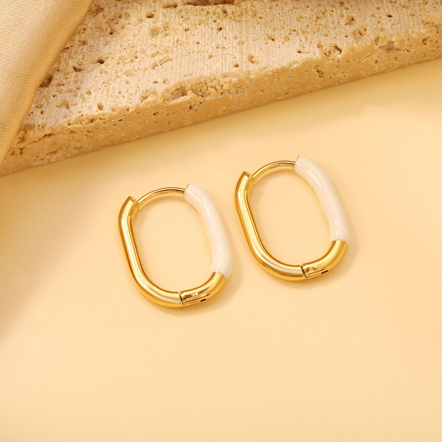 U-Shape Single White/Black/Purple/Pink/Lake Blue Drop Earrings 15.7*20.7*2.5mm asonjewelry