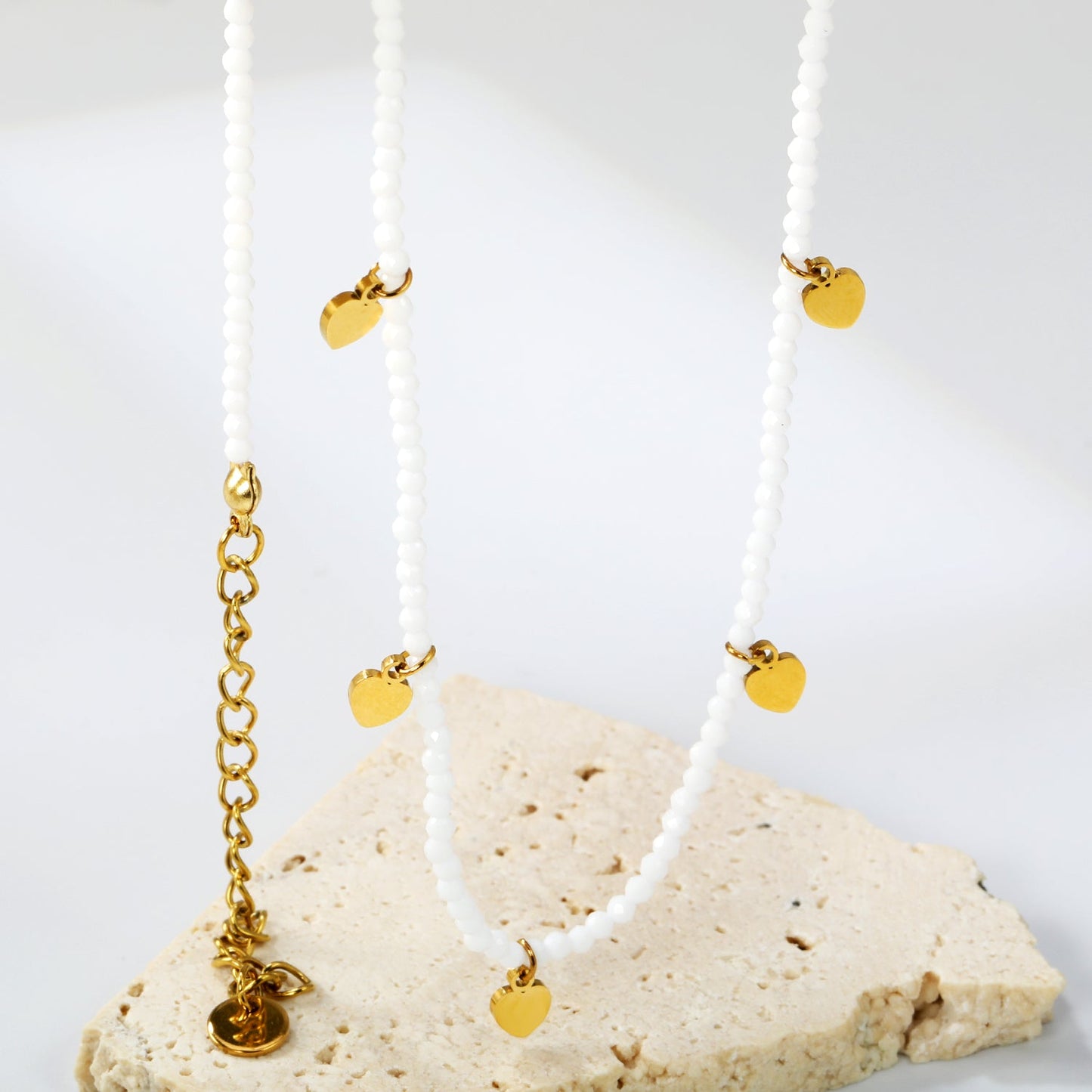 4.5*6mm Peach Heart Accessories +2mm White/Mineral Black Beads Necklace 40+5cm+6mm Round Plaque Gold Color asonjewelry