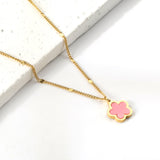 2024 Año Nuevo Forma de flor de melocotón con collar con colgante de concha blanca 45 + 5 cm