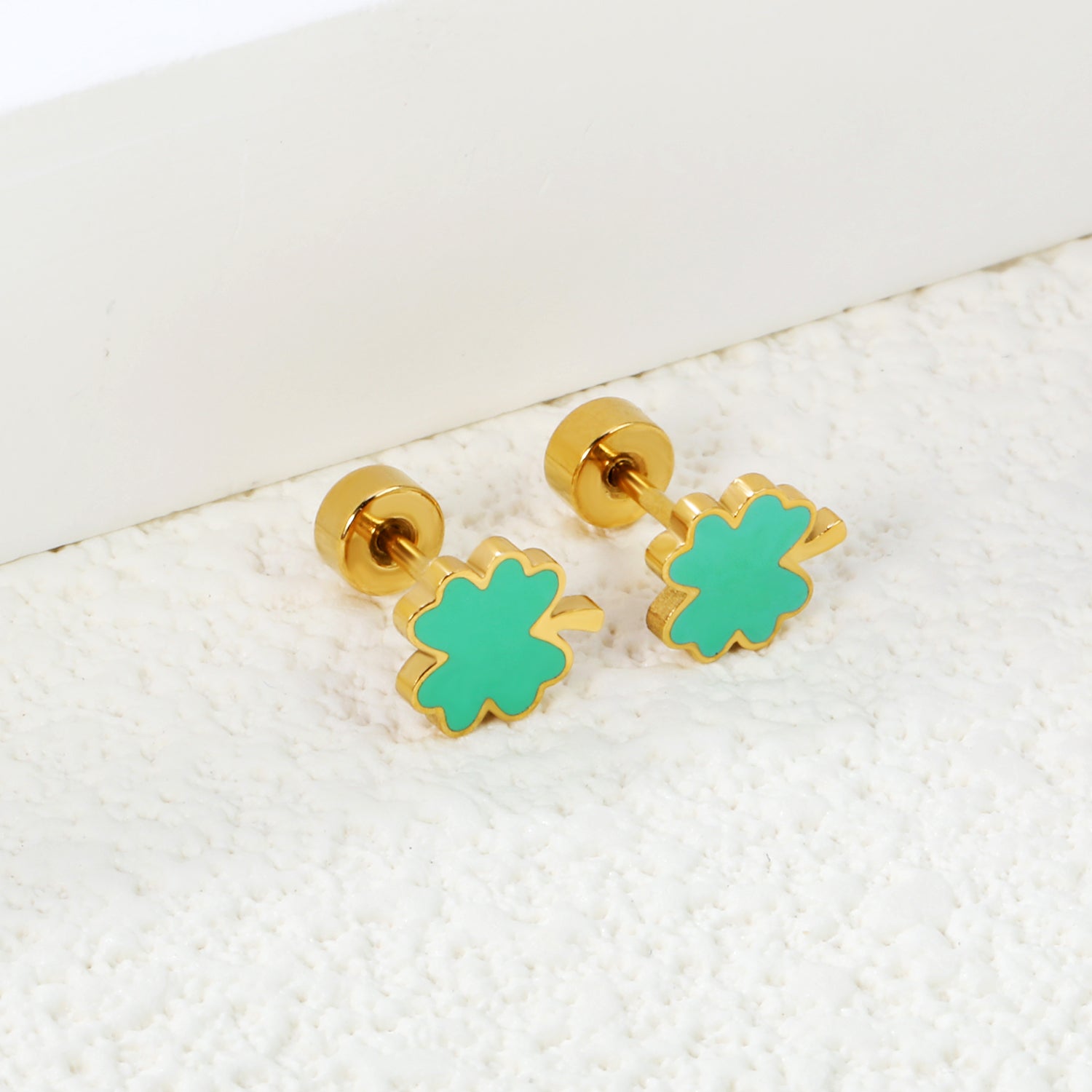 Screw plug 0.8*8mm pin 6.3*7.3mm lucky grass with green oil drop earrings gold color asonjewelry