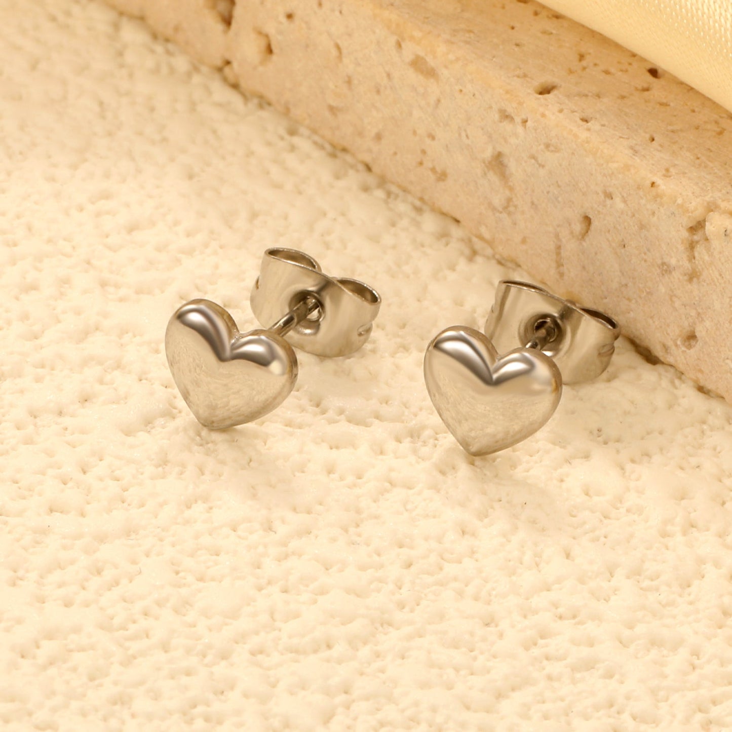 7*6mm heart shaped regular pin earrings steel color/golden asonjewelry
