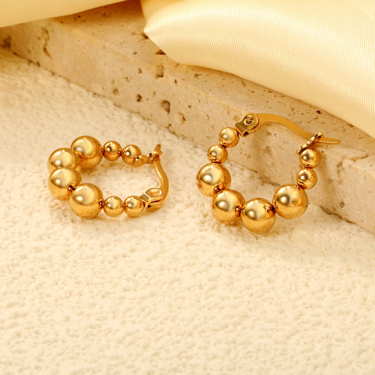 17.3 x 17.9mm large round pearl earrings, steel color/gold color asonjewelry