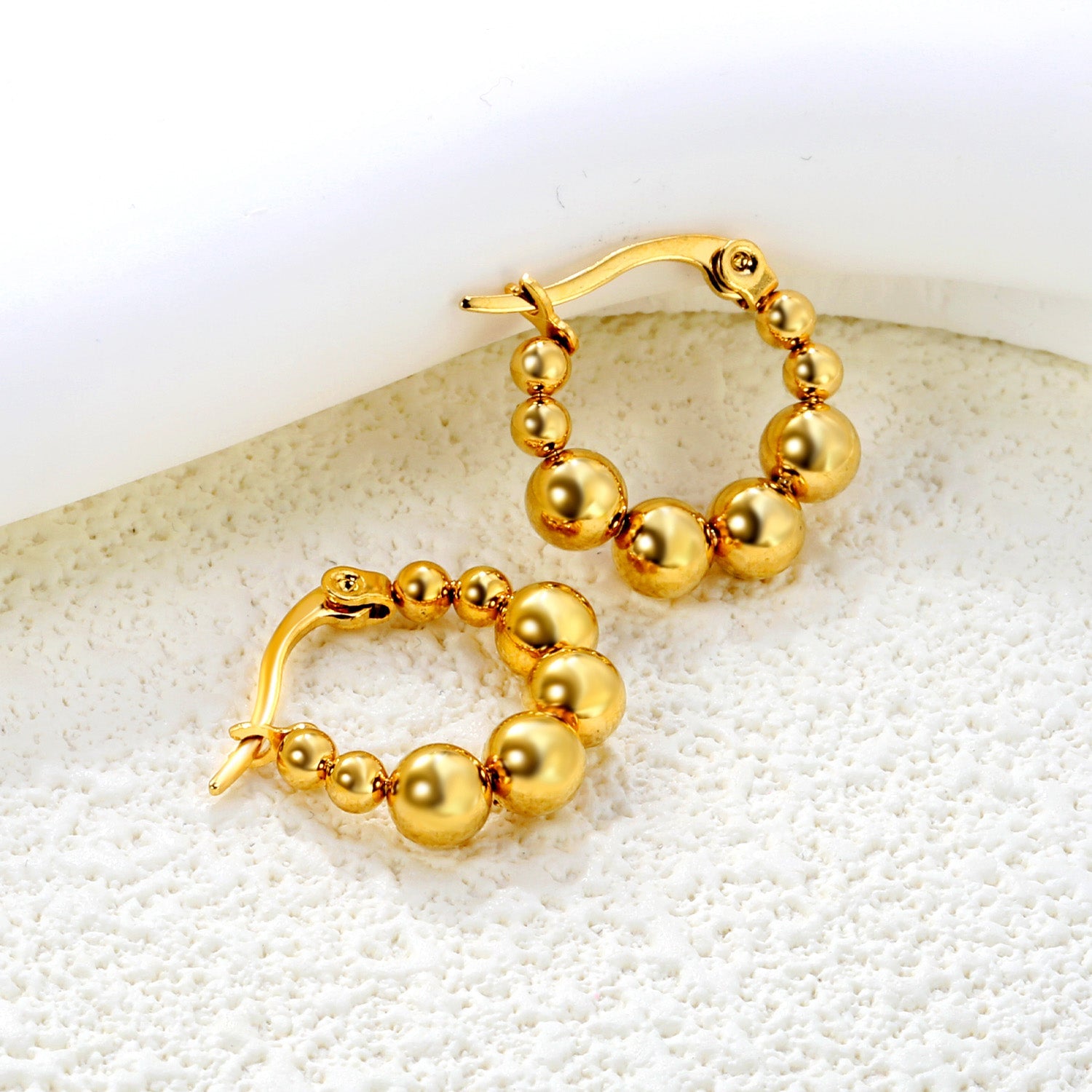 17.3 x 17.9mm large round pearl earrings, steel color/gold color asonjewelry