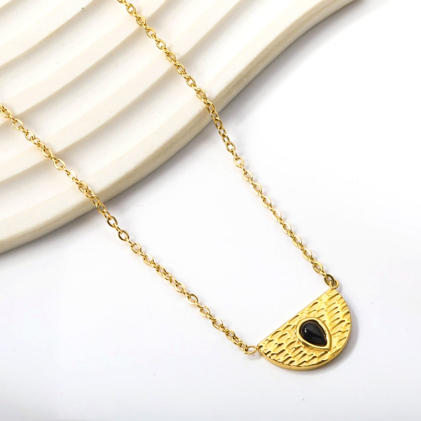 Semi-circle with teardrop black cat's eye pendant 20.3*11.6MM Necklace 45+5cm asonjewelry