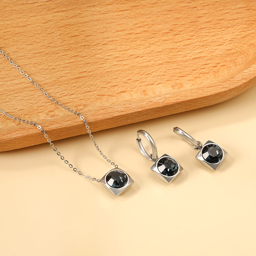 Square with White Pearls & White Diamonds & Red Diamonds & Blue Diamonds & Kong Blue Diamonds Jewelry Set Steel / Gold asonjewelry