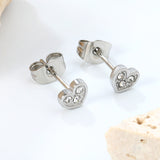 5.8 x 5.3 mm heart-shaped stud earrings with white rhinestones, steel/gold color